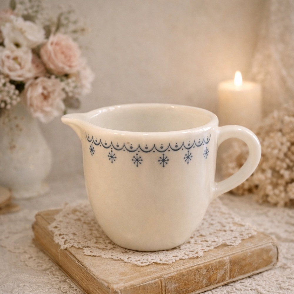 Pyrex Corning Snowflake‎ Blue Pitcher Creamer